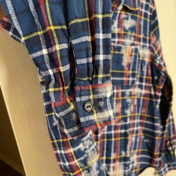 Winnie the Pooh plaid distressed button up size small - Picture 5 of 7